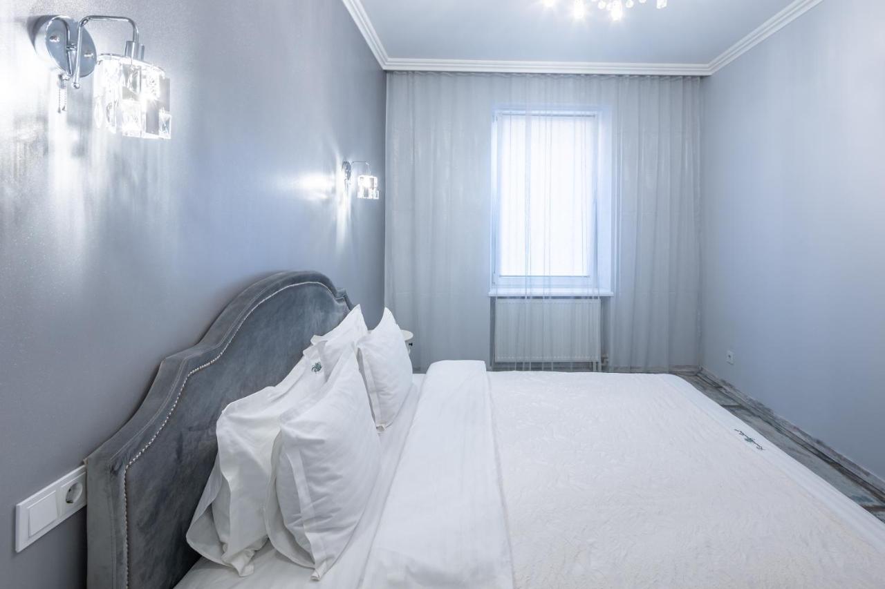 Romari Вічева 1 Apartment Lviv Bagian luar foto