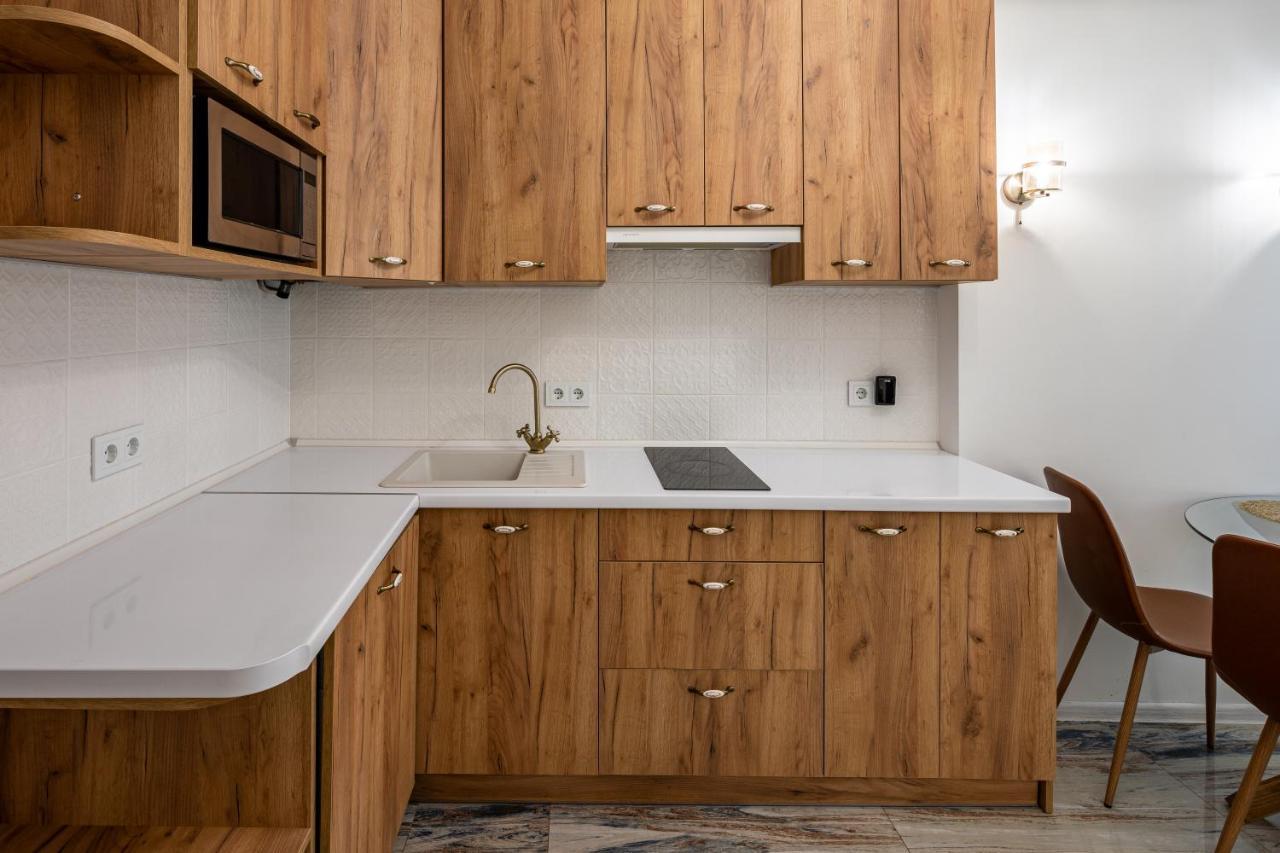 Romari Вічева 1 Apartment Lviv Bagian luar foto