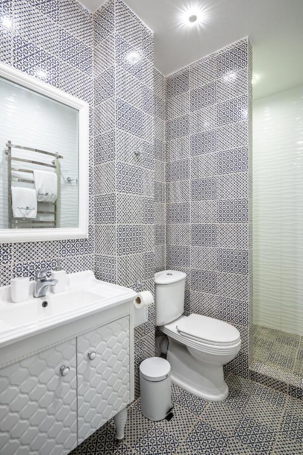 Romari Вічева 1 Apartment Lviv Bagian luar foto